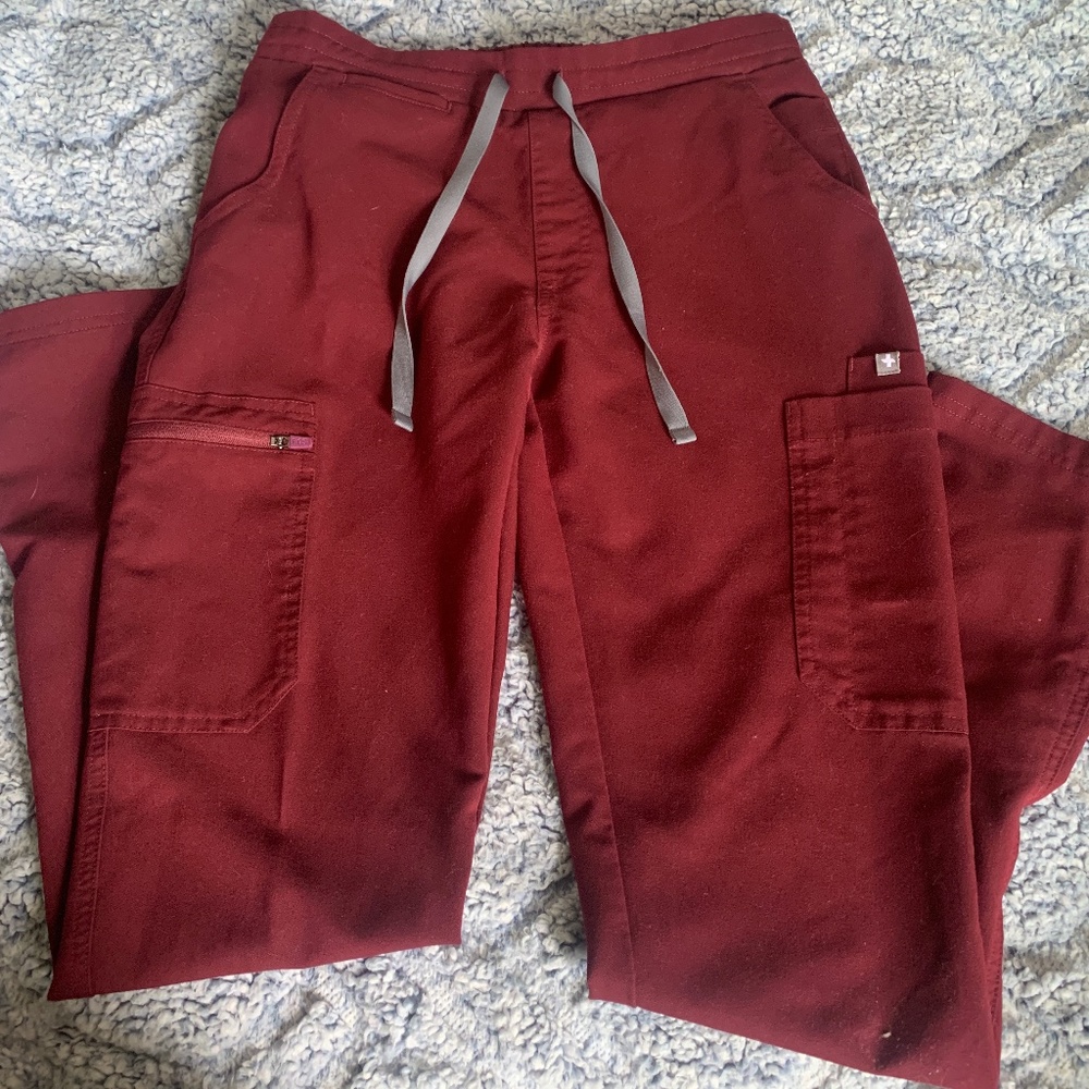 FIGS scrubs Technical Collection